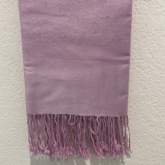 New Long Shawl Scarf Wrap Lavender 74” x 28” - Picture 3 of 7
